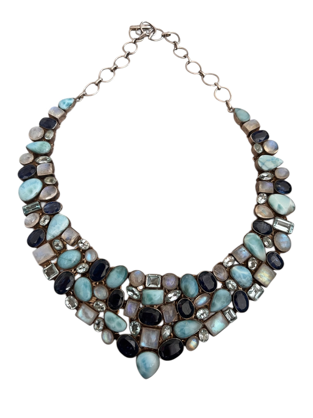Collier en argent et pierres semi-précieuses