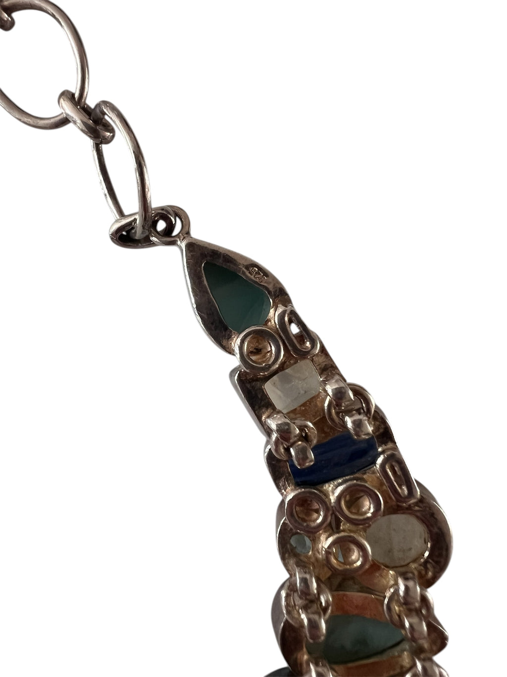Collier en argent et pierres semi-précieuses